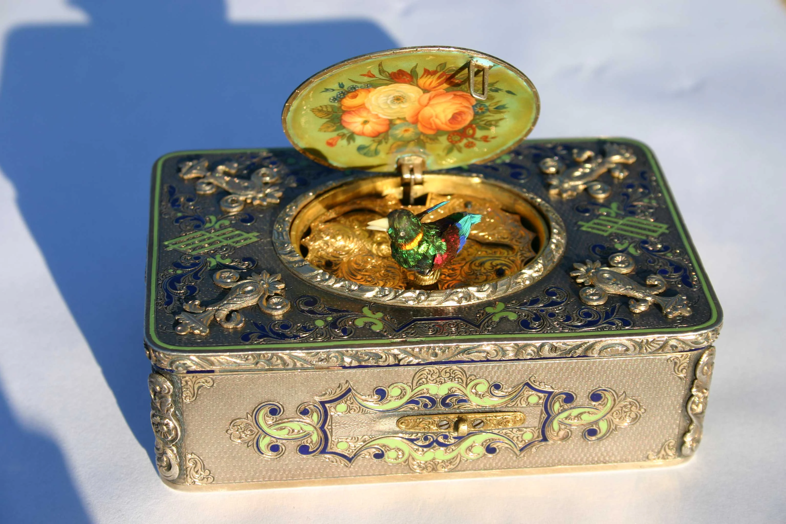 Bird automaton