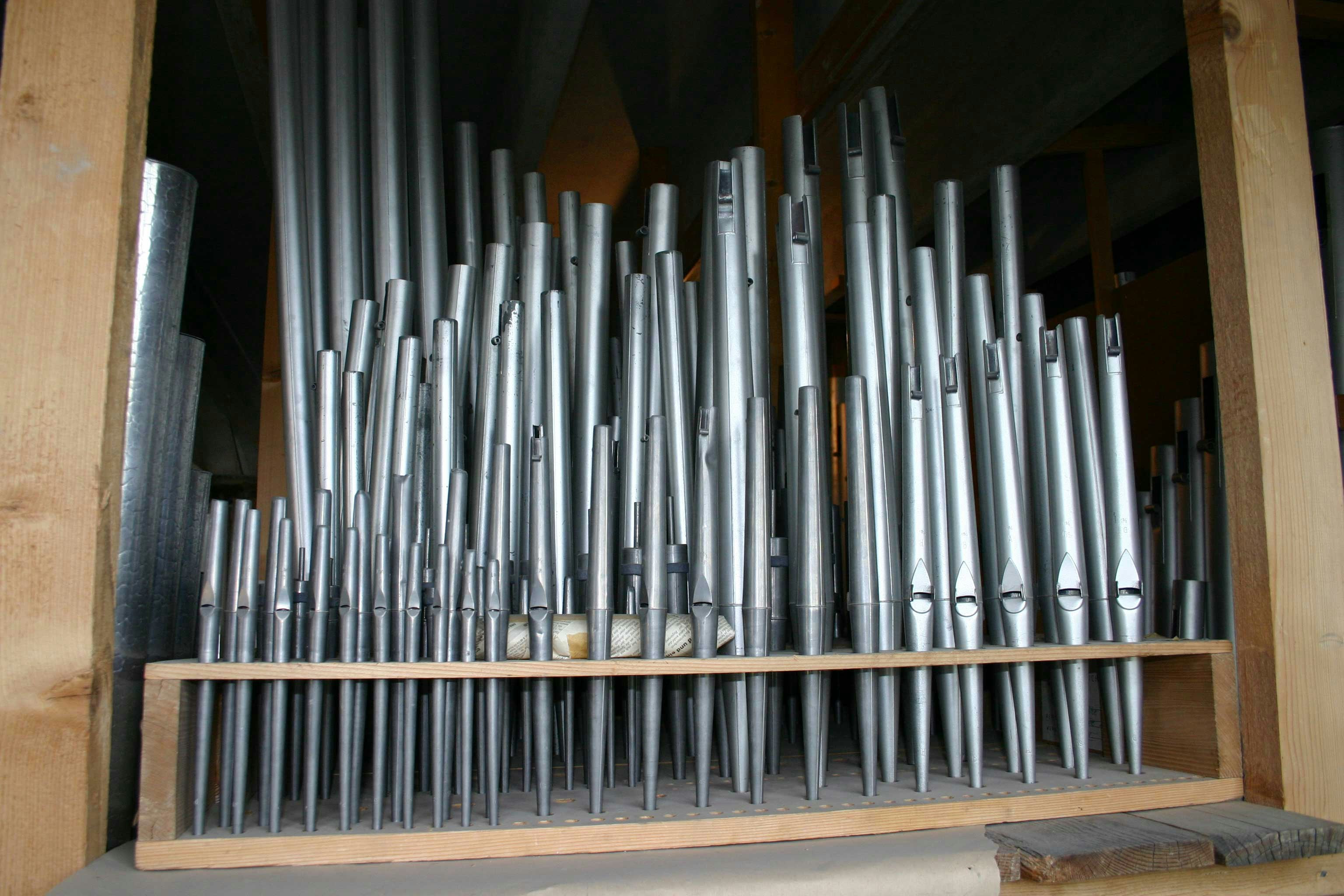 Storing the organ pipes