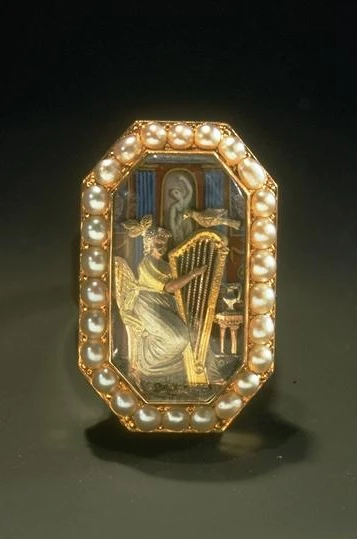Finger ring with musical work