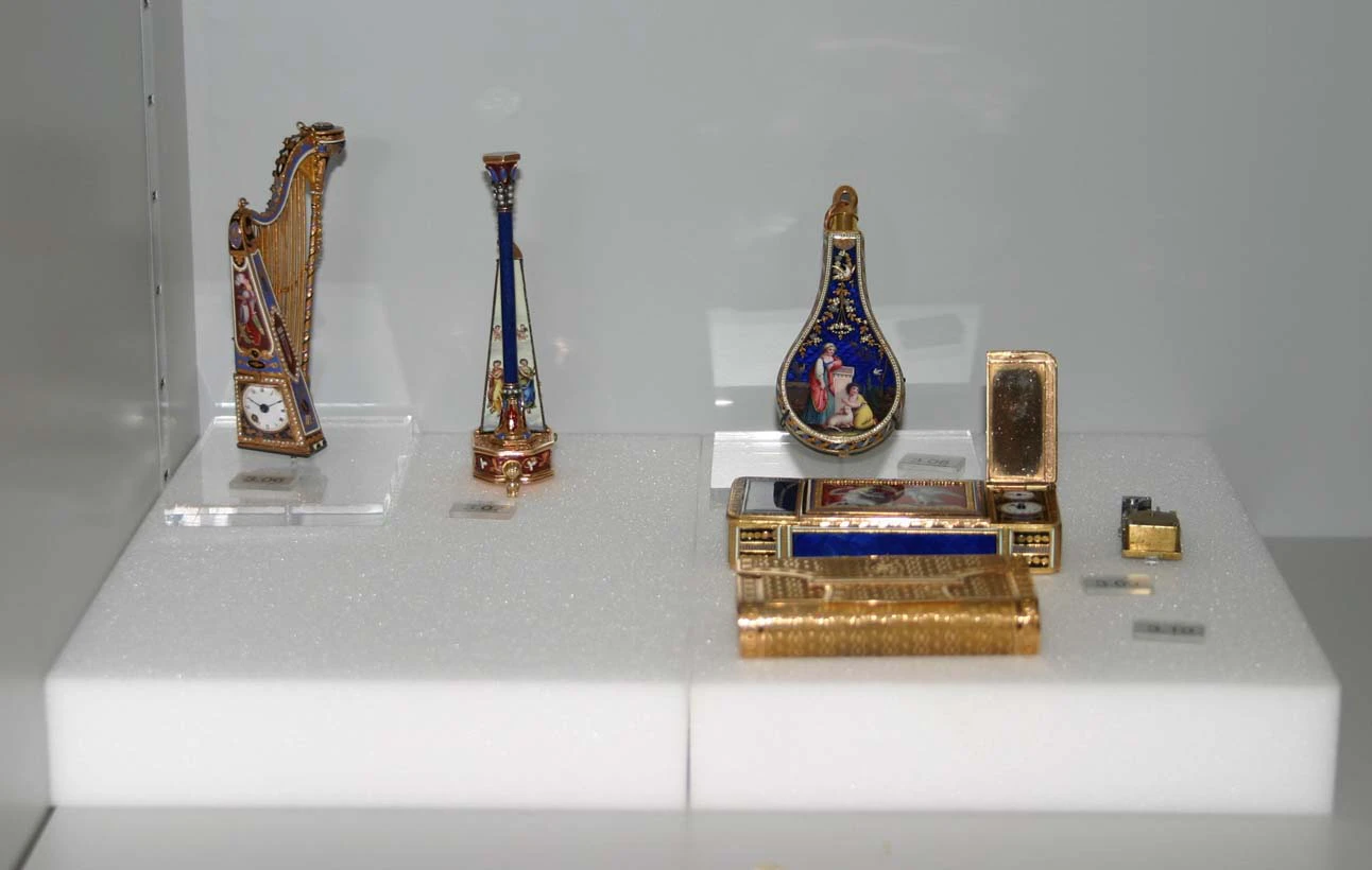 Jewellery with music