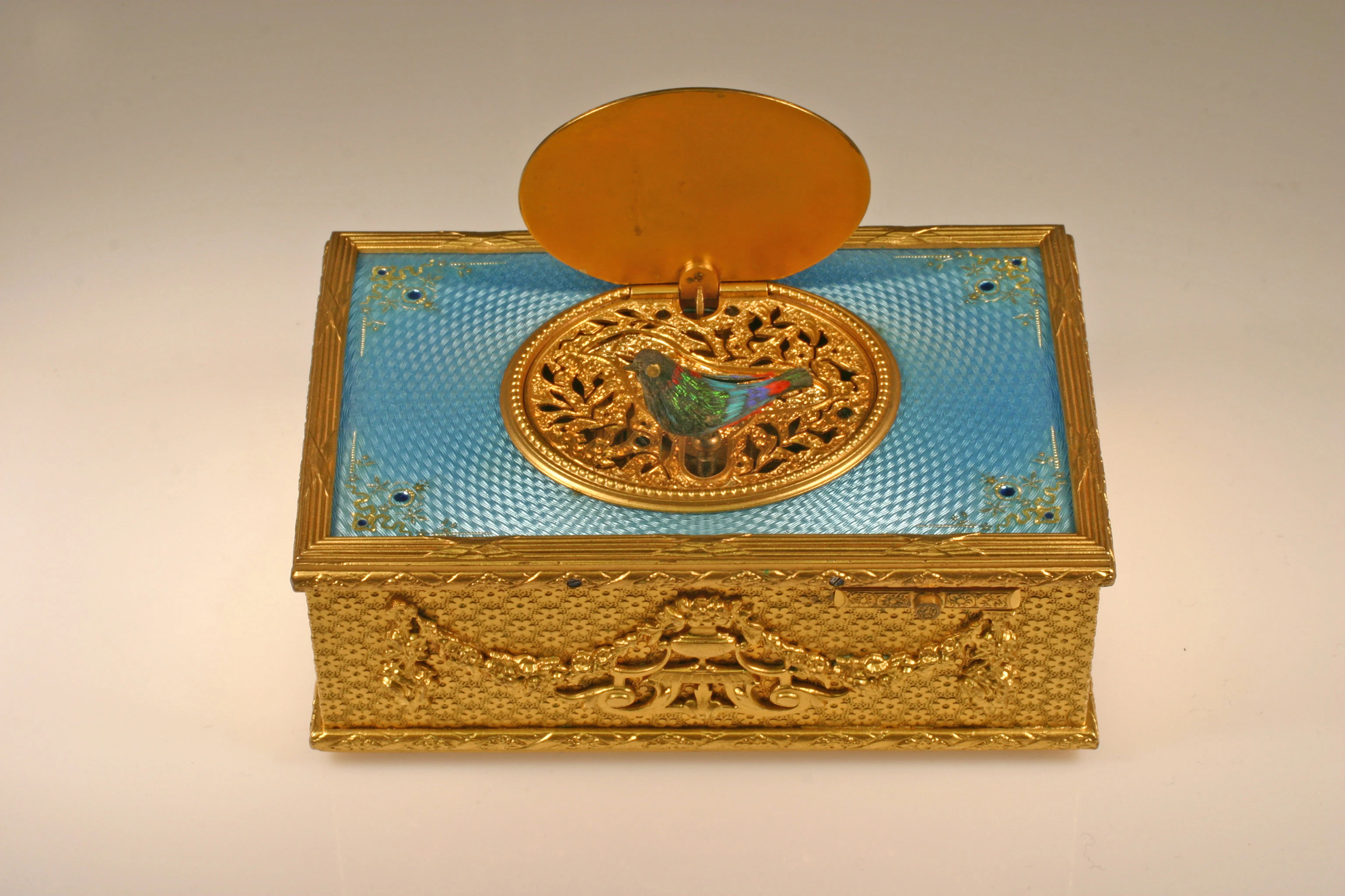 Bird automaton