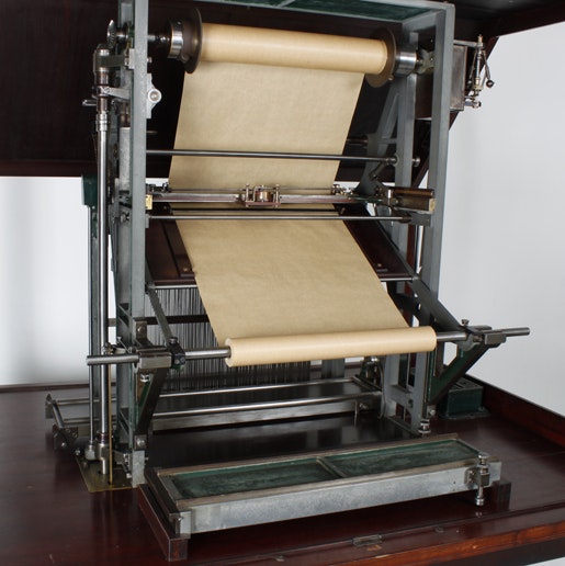 Recording device: recording table