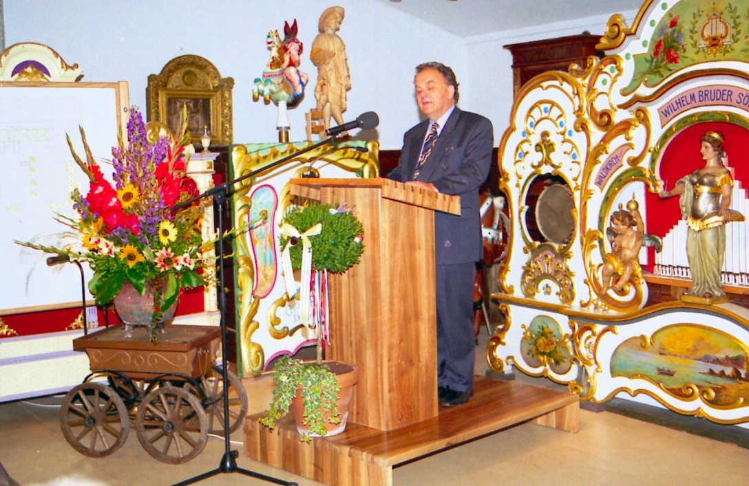 Groundbreaking ceremony – party