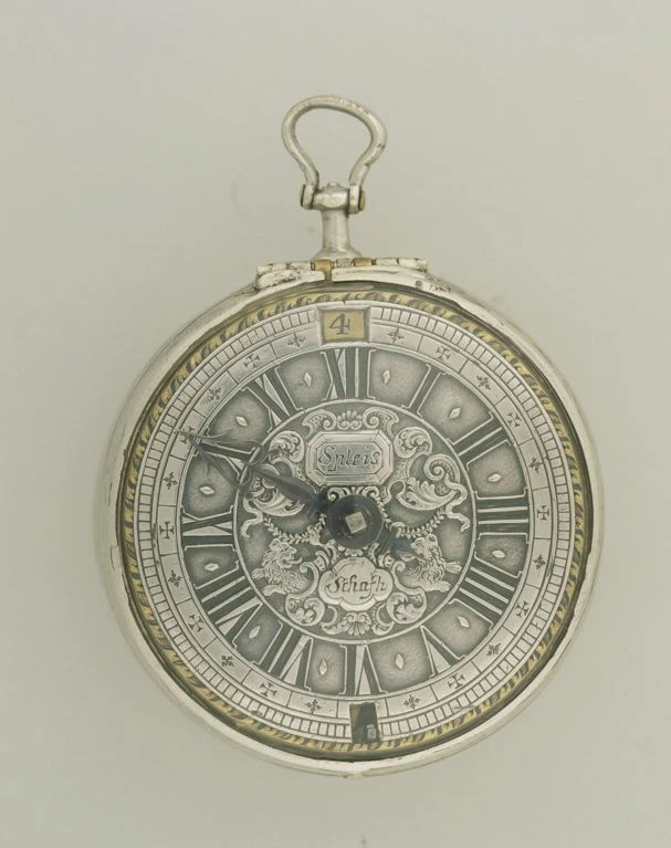 Silver oignon pocket watch, first half of 18th century