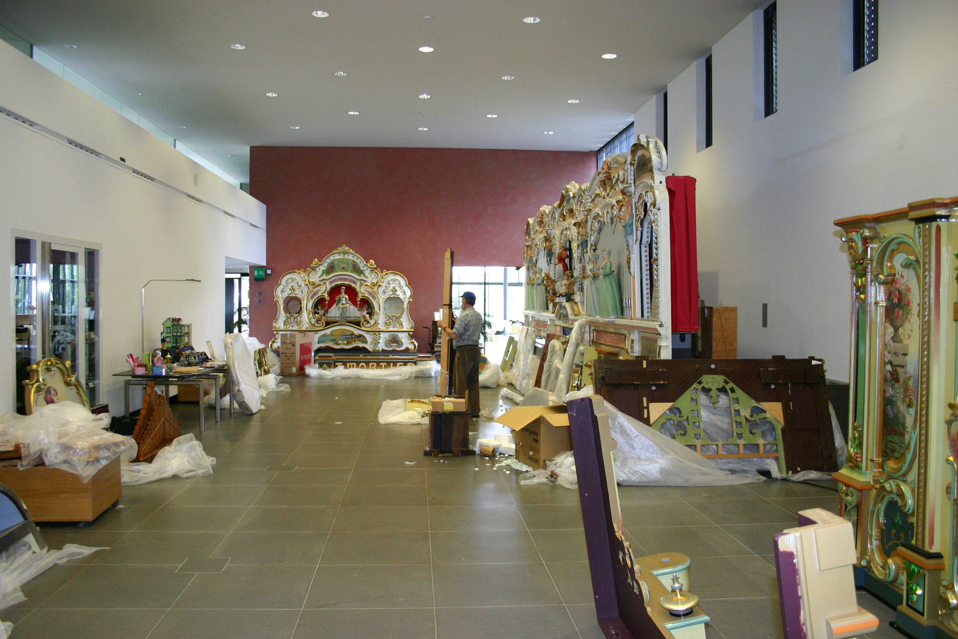 Arrivée et montage de l'orgue Mortier