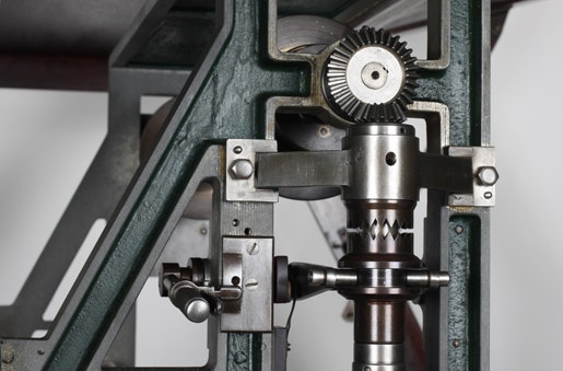 Apparecchio di registrazione: accoppiamento dentato